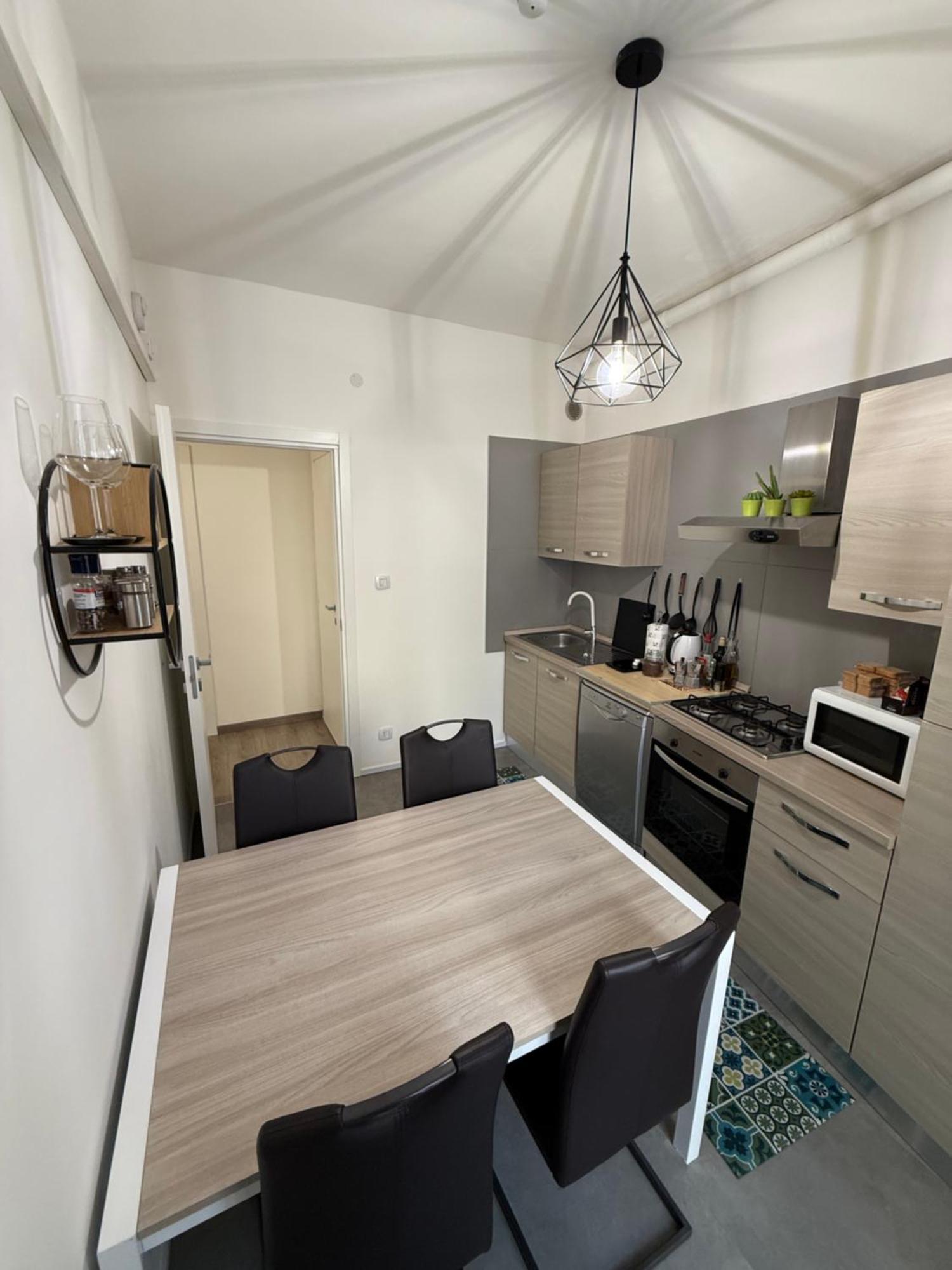 La Casa In Via Venti Apartment Verona Bagian luar foto